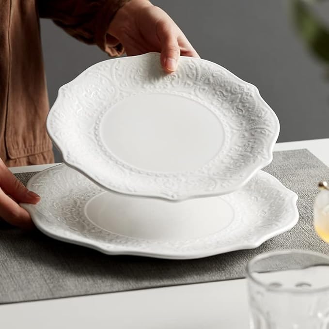 SOUJOY Set of 6 Porcelain Dinner Plate, 10.5'' White Dinner Dish, Embossed Printing Dinnerware Plate for Dinner, Restaurant, Family Party and Kitchen, Microwave, Dishwasher Safe