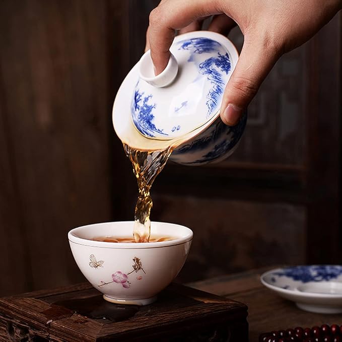 Jingdezhen Chinese Gaiwan Handmade 6.3oz/180ml Mountain Style China Blue and White Porcelain Gaiwan Kungfu Teacup Traditional Chinese Teaware Tea Set