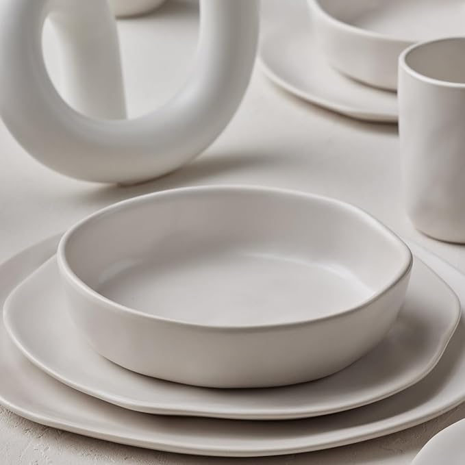Stone by Mercer Project HEKONDA Modern Stoneware 16-Piece Dinnerware Set, Plate and Bowl Set, Dish Set for 4, Beige
