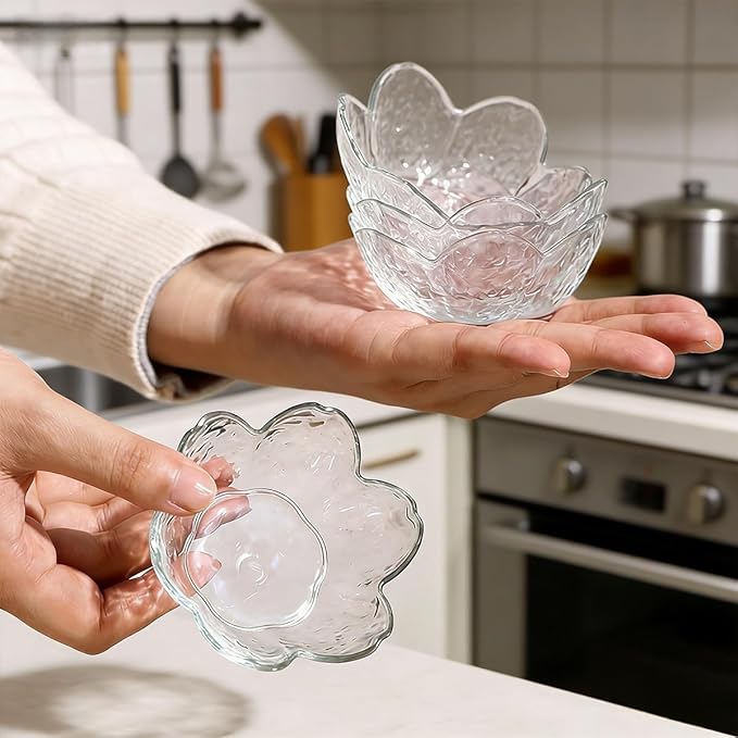 6Pcs Sakura Sauce Dishes Set, 3.34x1.37 inch Acrylic Cherry Blossom Dipping Bowls, Clear Small Condiment Dishes for Soy Sauce, Sushi, Snacks, and Party Appetizers