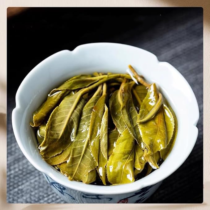 Pu-Erh Tea Pu'er Raw 357g/Cake,Raw Pu Eth Tea Cake .Yunnan Pu'er (布朗山)