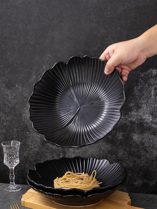 Jusalpha Set of 3-Japanese Style Flower Petal Shaped Porcelain Dinner Plates, Versatile Circular Serving Plates for Breakfast, Salad, Steak Dinner, PL019 (10 Inches, Black)