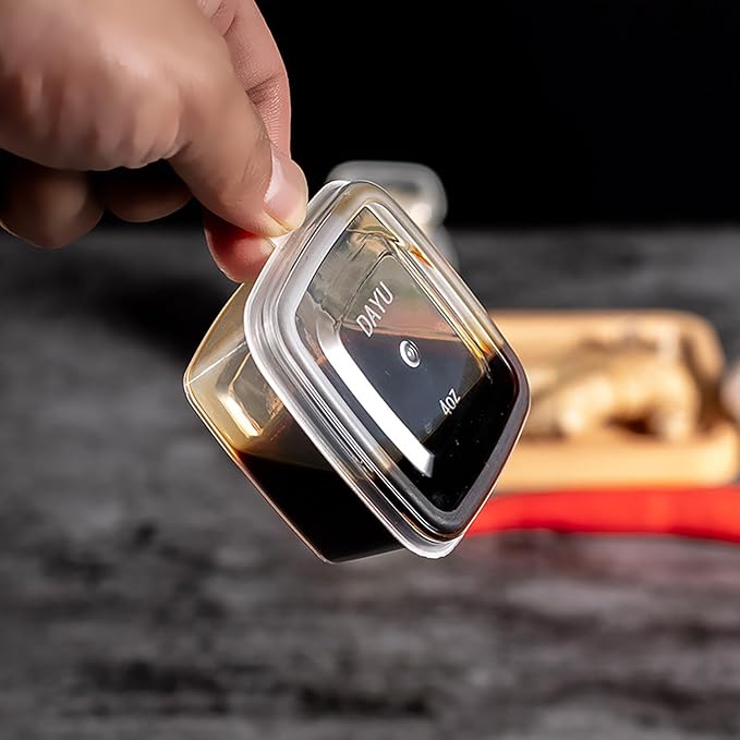 Square-shaped Disposable Sauce Cup Set - All-in-One Design with 4 Size Options, Convenient for Carrying and Use (2 oz.)