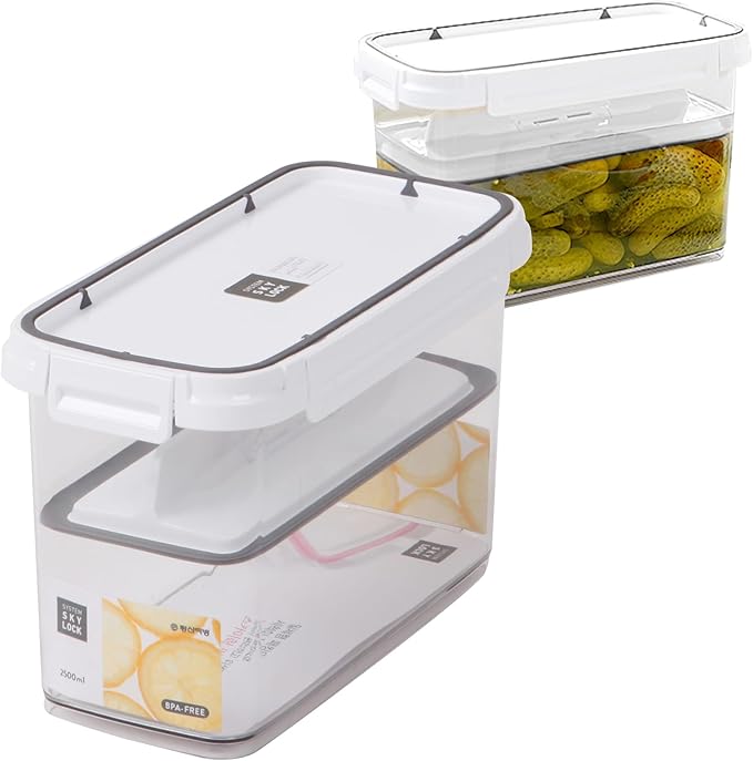 Pickle keeper Press Plate Food Storage Container Organizer for Kimchi Sauerkraut Fermentaion Airtight Lid Locking for Preserved Food (2500ml / 0.7 gal)