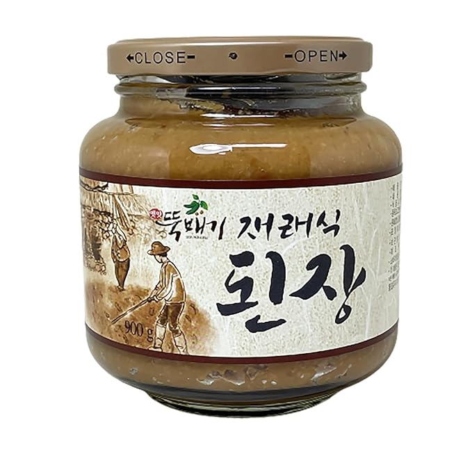 HELLO KFOOD DDUKBAEGI Traditional Doenjang, Korean Soybean Paste 한국산 된장 900g (1.8 lb) – Made with 100% Korean Ingredients