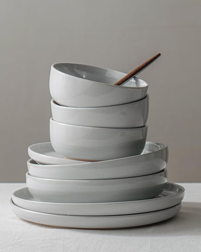 Famiware Milkyway Plates and Bowls Set, 18 Pieces Dinnerware Sets, Dishes Set for 6, Light Gray