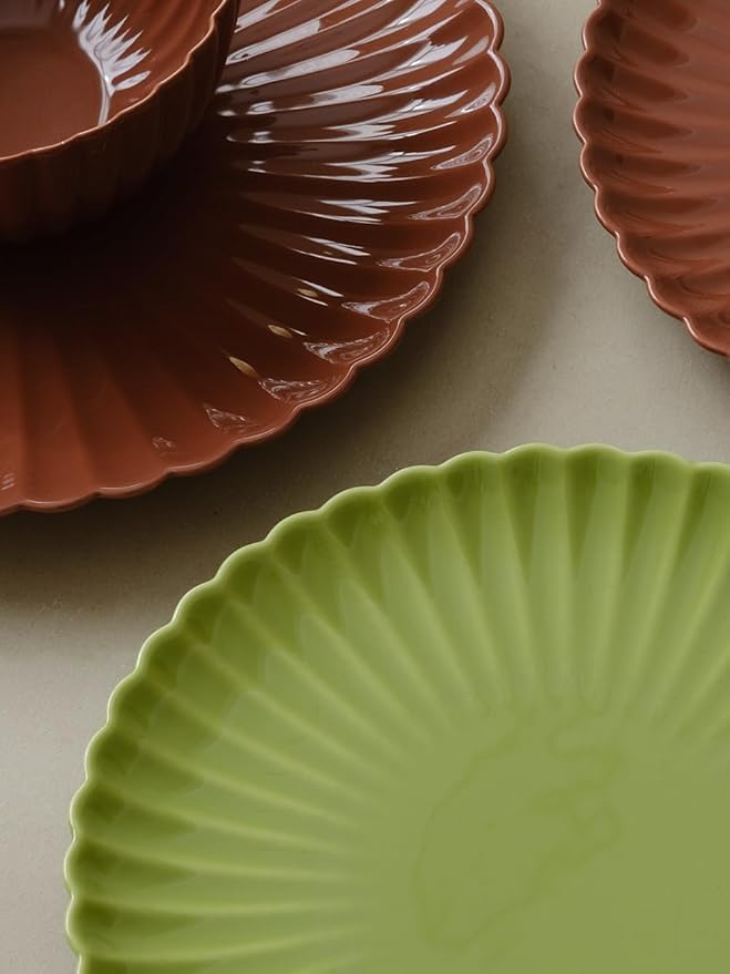 WENSHUO Daisy Plates Set of 6, 9-inch Round, Melted Caramel Color (Appetizer Plate),Modern Ceramic Dinner Plate Set,Microwave/Dishwasher Safe, Scratch Resistant