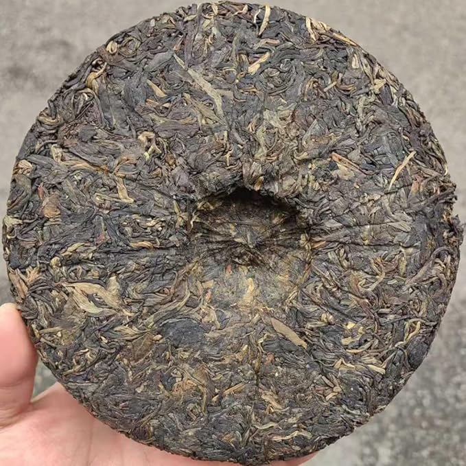 2004 Pu-erh Raw Tea Cake – Da Manlü Wild Ancient Tree Tea from Yunnan, 357g Sheng Puerh
