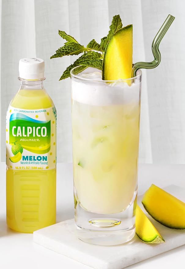 CALPICO Melon – Smooth, Creamy & Refreshing Non-Carbonated Beverage, Sweet and Tangy, Japanese Lactic Acid Drink, 16.9 Fl oz (Pack of 6)