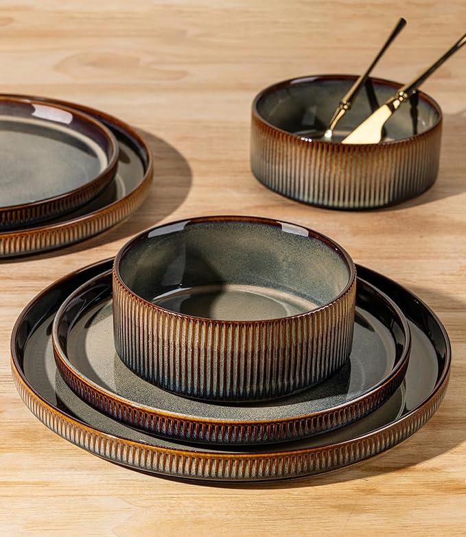 TheTerra Ceramic Dinnerware Sets for 4, 12 Pieces Porcelain Lightweight Speckled Plates and Bowls Sets, Scratch Resistant Dish Set, Oven & Microwave & Dishwasher Safe, Cocoa Brown
