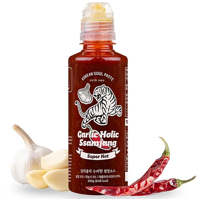 Korean Garlic Holic Ssamjang Super Hot - Extreme Heat Seasoned Bean Paste for Korean BBQ Essential, Barbecue Dipping Sauce, Mix of Gochujang & Deonjang - Vegan, Non-GMO, 10.1 oz.