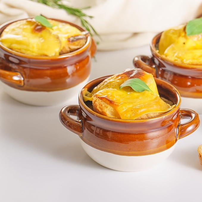 Vumdua French Onion Soup Bowls with Handles, 28 oz Ceramic Soup Crocks Oven Proof Soup Bowls for Chilli, Cereal, Pot Pies - French Onion Soup Crocks, Oven, Broil & Dishwasher Safe, Set of 4