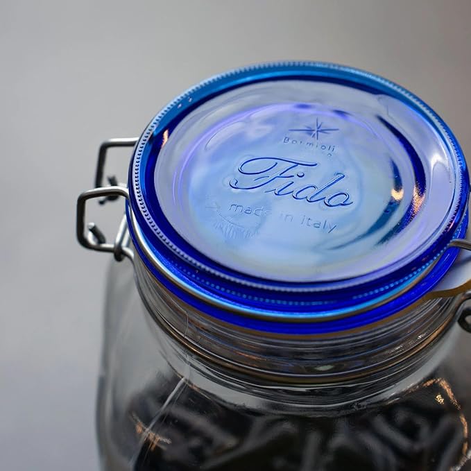 Bormioli Rocco Fido Square Jar with Blue Lid, 67.5-Ounce, 149550MRF121990