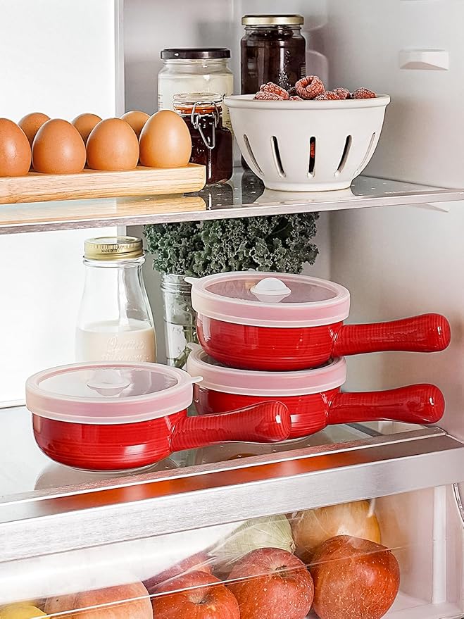 LE TAUCI Soup Bowls with Silicone Lids and Handles, 15 Oz French Onion Soup Bowls, Non-Toxic Ceramic Soup Crocks for Noodles, Stew, Cereal and Chilli, Oven Microwave Dishwasher Safe, Set of 2, Red