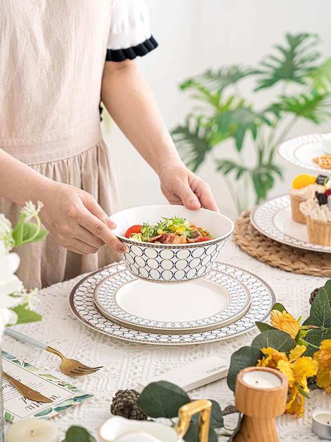 CwlwGO-Bone China Dinner Plates Set of 4, Lace Dishes Set for Salad, Pasta, Dessert, Dinnerware Dishset for Kitchen, Not Suitable for Microwave (8 Inch)