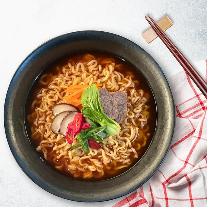 The Han Kitchen Pocha Ramyun, Pack of 4 (118g Each) – Korean Instant Ramen with Thick Chewy Noodles, Spicy Savory Broth – Seoul Pocha Street Style – Ready in 5 Minutes, Spicy