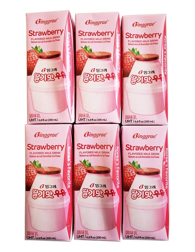 Binggrae Fresh Strawberry UHT Milk Dairy Products, South Korea (Packs of 6)