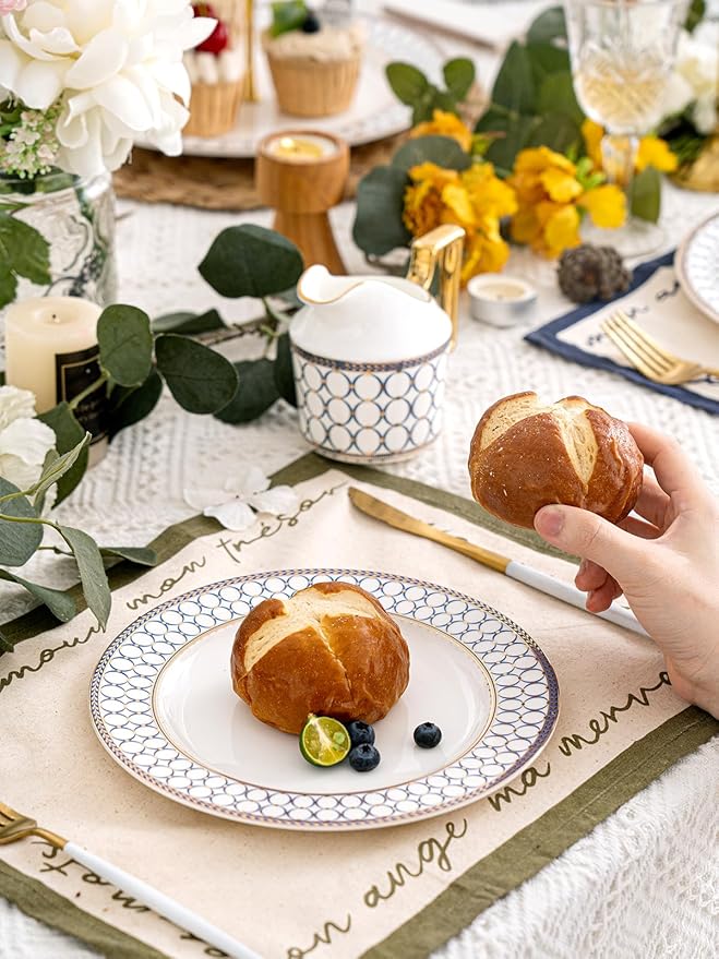CwlwGO-Bone China Dinner Plates Set of 4, Lace Dishes Set for Salad, Pasta, Dessert, Dinnerware Dishset for Kitchen, Not Suitable for Microwave (8 Inch)