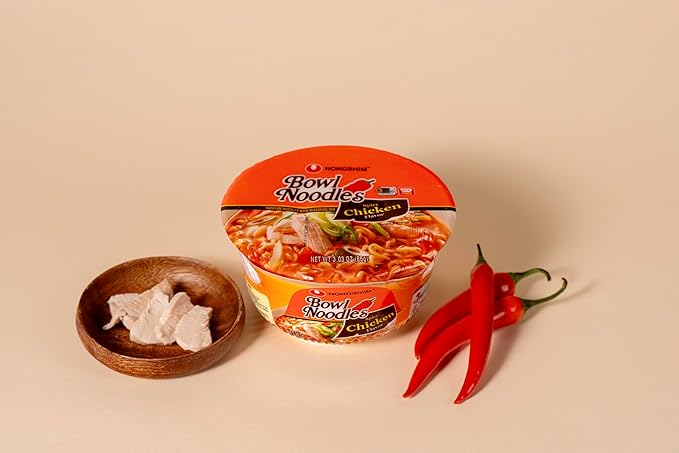 Nongshim Spicy Chicken Noodle Soup Instant Ramen, 12 Pack, Korean Microwaveable Bowl Soup Mix, Ramyun with Veggies, Sabor a Pollo