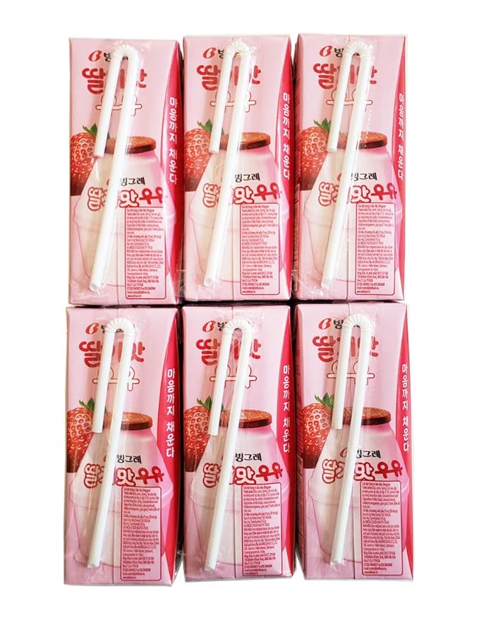 Binggrae Fresh Strawberry UHT Milk Dairy Products, South Korea (Packs of 6)