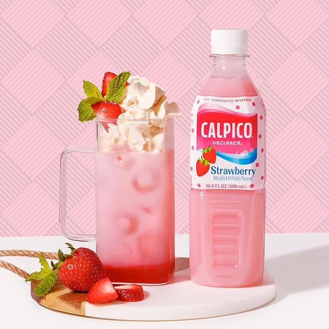 CALPICO Strawberry – Smooth, Creamy & Refreshing Non-Carbonated Beverage, Sweet and Tangy, Japanese Lactic Acid Drink, 16.9 Fl oz (Pack of 6)