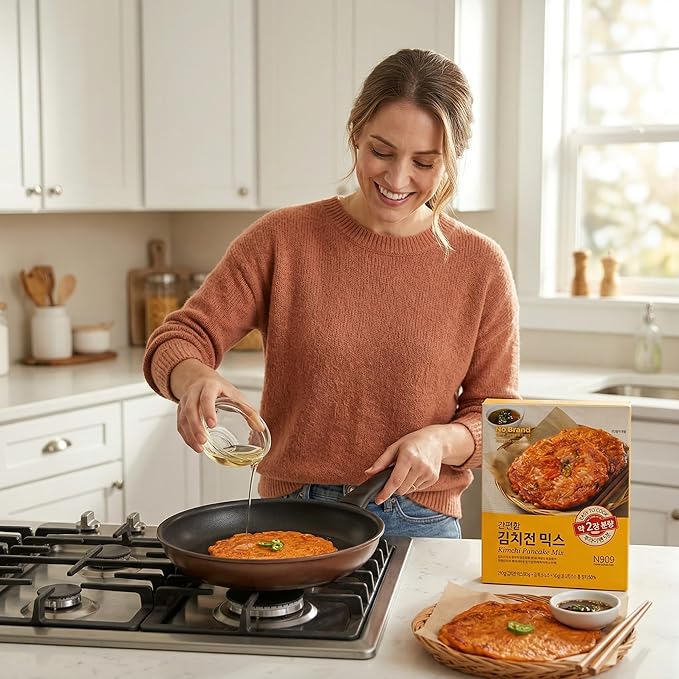 Authentic Korean Kimchi Pancake (Kimchijeon) Mix Kit - Makes 4 Pancakes, Easy DIY Cooking Set, Savory & Crispy K-Food Meal, Quick 5-Minute Prep, Spicy Savory Pancake Flour with Real Kimchi Sauce,김치전 믹스 2개입