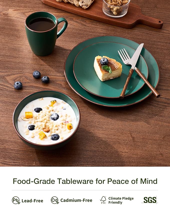 Famiware Venus 16-Piece Stoneware Dinnerware Sets with Mugs, Plates, Bowls, Service for 4, Matte Dark Green - Modern Ceramic Chip‑Resistant Dishes for Everyday & Formal, Microwave & Dishwasher Safe