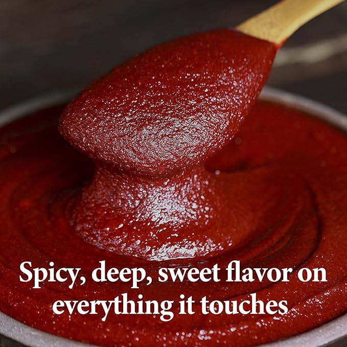 Wang Gochujang - Traditional Korean Red Chili Pepper Paste, Made with All Natural Ingredients, Non-GMO and MSG-Free, 1.1 Lb (Pack of 1) - Spicy, Sweet and Deep Flavor