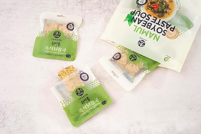 Korean Food Instant Miso Soup with Vegetables – 5 Individual Servings – Korean Soybean Paste Soup (Doenjang) – Quick & Easy Freeze-Dried Soup, Healthy Low-Calorie Pantry Staple