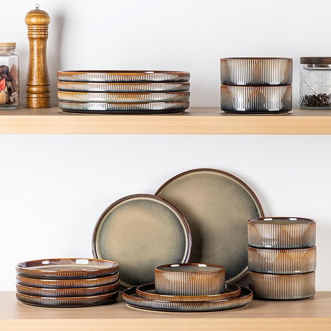 TheTerra Ceramic Dinnerware Sets for 4, 12 Pieces Porcelain Lightweight Speckled Plates and Bowls Sets, Scratch Resistant Dish Set, Oven & Microwave & Dishwasher Safe, Cocoa Brown