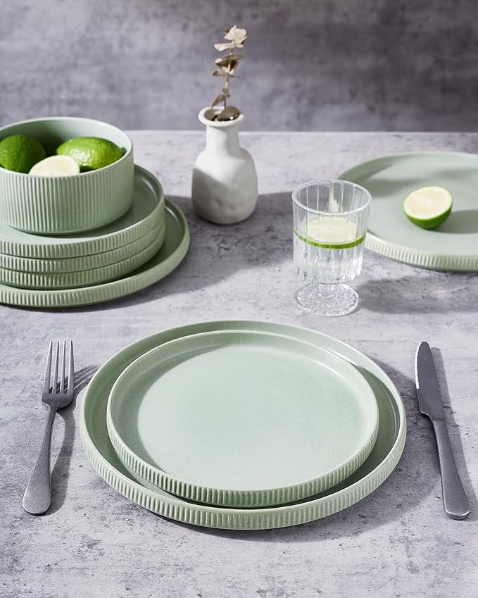 famiware Star Salad Plates for 6, 8 inches Plate Set, Stoneware Dinnerware, Small Dinner Plates for Dessert, Salad, Appetizer,Matte Green