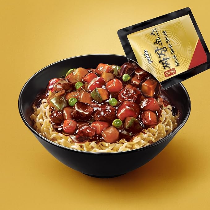 Paldo Fun & Yum Ilpoom Jjajangmen Noodles, Pack of 4, Traditional Brothless Chajang Ramen with Savory & Sweet Black Bean Sauce, Oriental Style Korean Ramyun, Soupless K-Food, 200g x 4