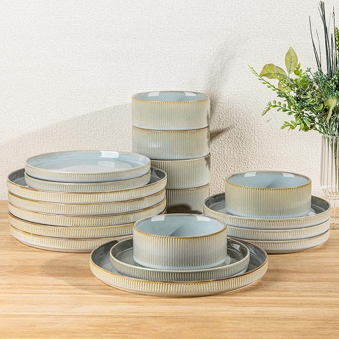TheTerra Ceramic Dinnerware Sets for 6, 18 Pieces Porcelain Lightweight Plates and Bowls Sets, Scratch Resistant Dish Set, Oven & Microwave & Dishwasher Safe, Illusion Blue