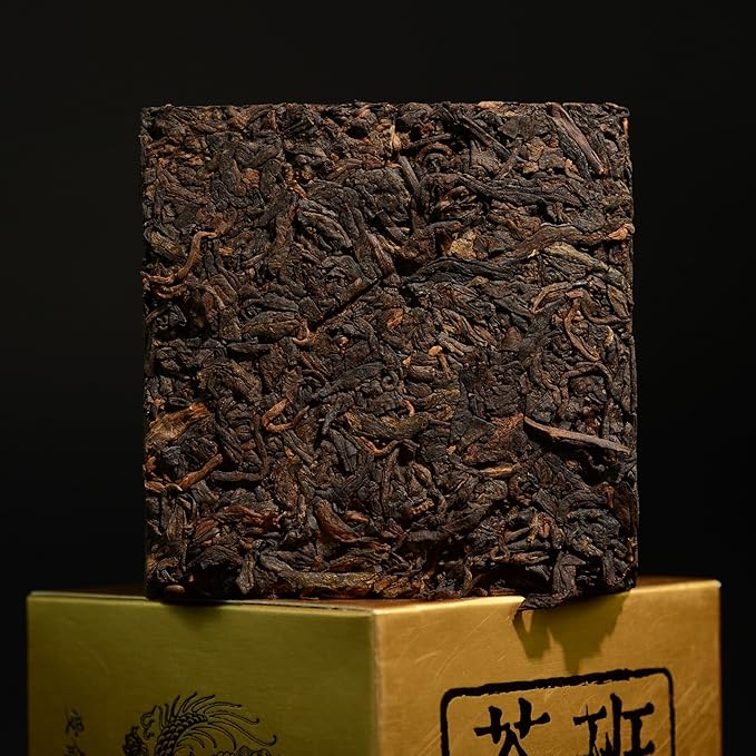 Dian Mai Seal of Emperor series Pu'er tea,processed in 2007 by 300 years old tea tree leaves, 500 grams cubic brick（1.1lb）