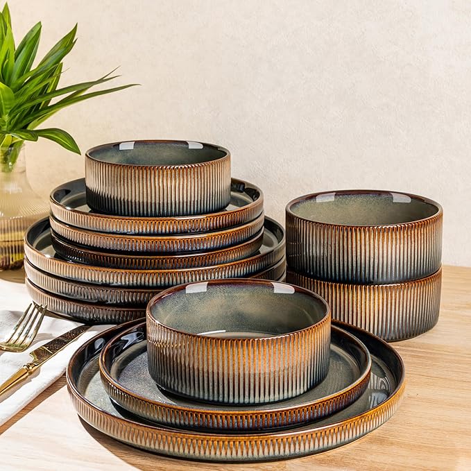 TheTerra Ceramic Dinnerware Sets for 4, 12 Pieces Porcelain Lightweight Speckled Plates and Bowls Sets, Scratch Resistant Dish Set, Oven & Microwave & Dishwasher Safe, Cocoa Brown